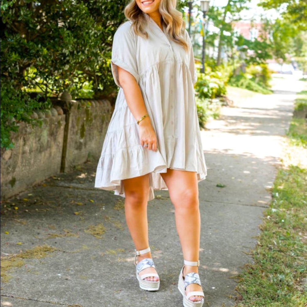 Easel button down tunic dress!